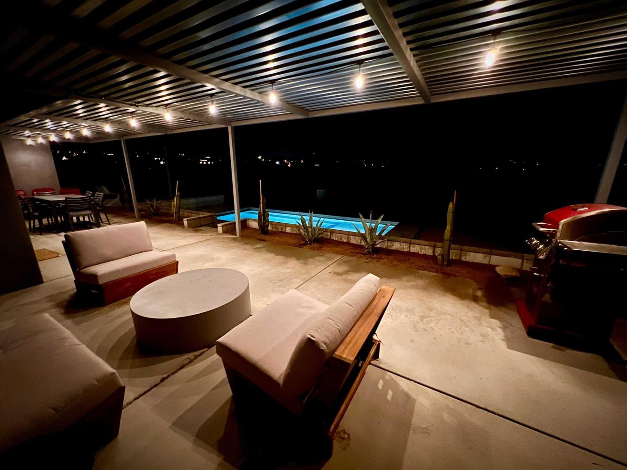 Hidden Valley Cottage - Modern Home In Jt Hot Tub ジョシュア・ツリー エクステリア 写真